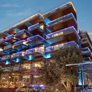 Hotel Doubletree By Hilton, Kuşadası